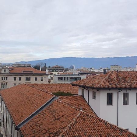 Affittacamere Cossetti Pordenone Bagian luar foto